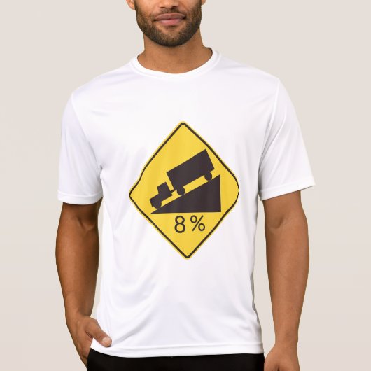 急勾配交通標識 トラック輸送 注意喚起 Tシャツ (正面)