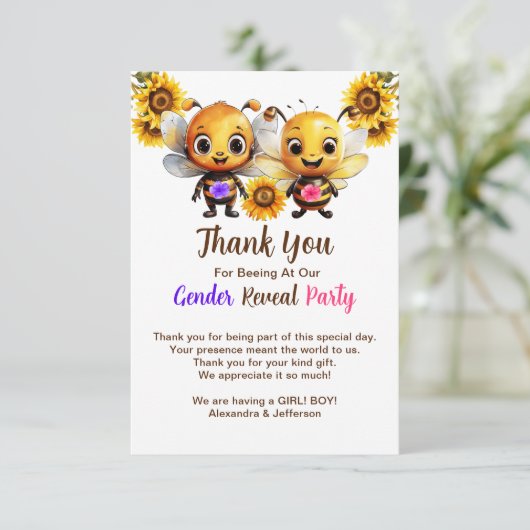 性別がパーティーを明かす彼または彼女のベビービーシャワー サンキューカード (スタンド正面)