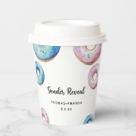 性別を明らかにすることを知っている男の子または女の子 紙コップ