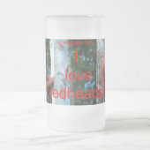 性質の赤毛: 赤いサル フロストグラスビールジョッキ (中央)