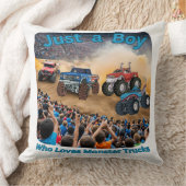 怪物トラックが大好きな少年 クッション (ブランケット)