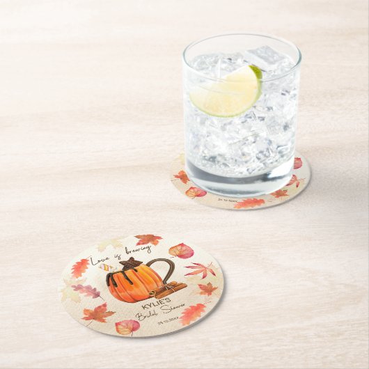 恋が生まれる秋のブライダルシャワー・フェイバーズ カスタム ラウンドペーパーコースター (インサイチュ)