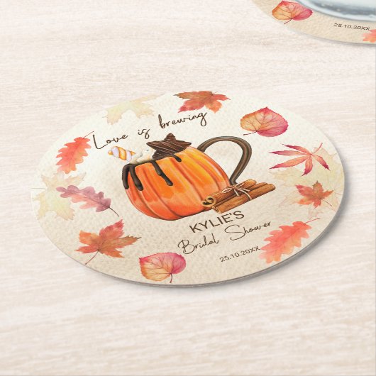 恋が生まれる秋のブライダルシャワー・フェイバーズ カスタム ラウンドペーパーコースター (アングル)