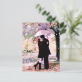 恋に落ちたロマンキスをするチックなカップル ポストカード (スタンド正面)
