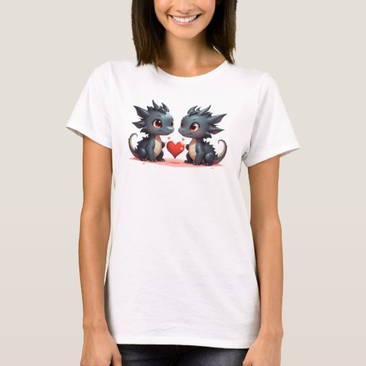 恋に落ちた二人の小さなドラゴン Tシャツ (正面)