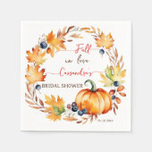 恋に落ちるパンプキンの葉のリース ブライダルシャワー スタンダードカクテルナプキン (正面)