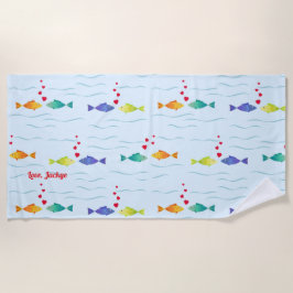 恋に落ちる可愛いロマンチックな海魚 ビーチタオル