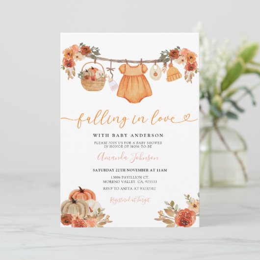 恋に落ちる服のベビーシャワー 招待状 (スタンド正面)