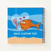 恋に落ちる魚と餌 ノートブック (裏面)