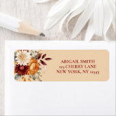 恋に落ちる フローラル アーチ ブライダル シャワー ラベル (インサイチュ)