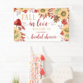 恋に落ちる ラスティック フラワーブライダルシャワーのご案内 横断幕 (インサイチュ)