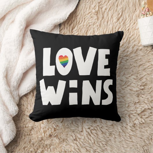 恋の勝ち クッション (ブランケット)
