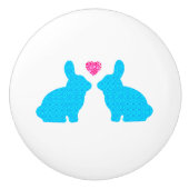 恋の青とピンクのバンニー セラミックノブ (正面)