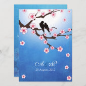 恋の鳥と桜 – 青い背景 招待状 (正面/裏面)