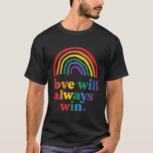 恋は常に虹のプライド旗 Tシャツ (正面)