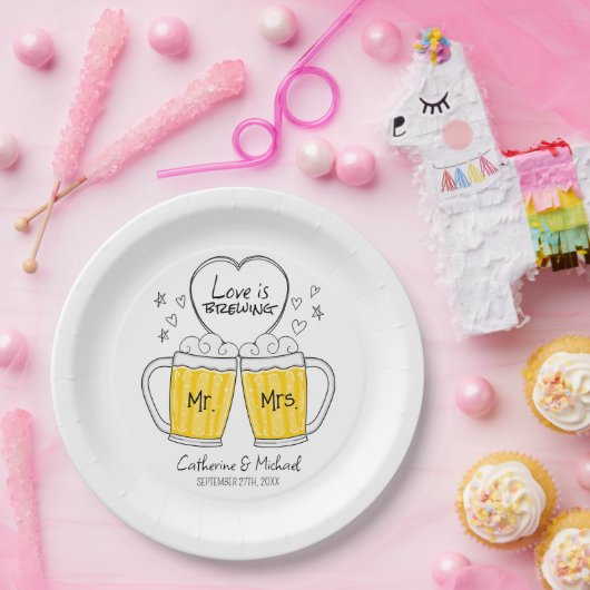 恋は手描きビアグラス結婚の ペーパープレート (パーティー)