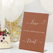 恋は甘焼きオレンジ結婚の御馳走だ 台座サイン