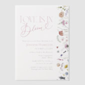 恋は開花 | ワイルドフラワーボホブライダルシャワー ベラム紙招待状 (正面)