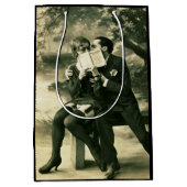 恋人の秘密セクシーヴィンテージピンアップカップル愛 ミディアムペーパーバッグ (正面)