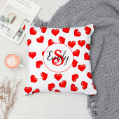 恋人の赤いハートパターンの白モノグラムの色 クッション