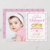 恋人の金ゴールドのピンクのバレンタインの第1誕生日の招待 招待状 (正面/裏面)