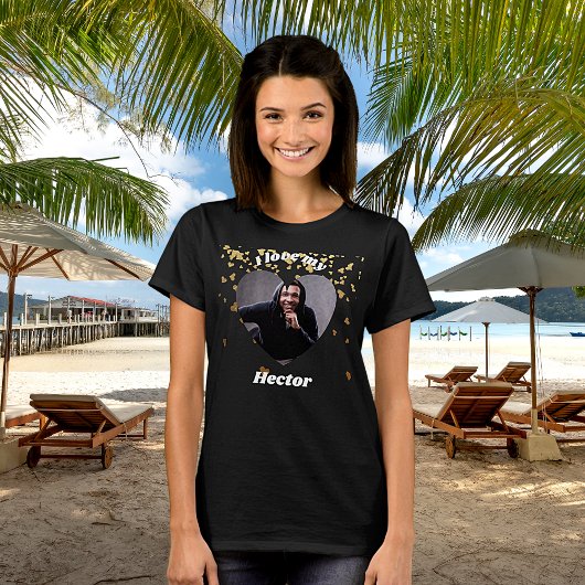 恋人への愛が詰まったハートの写真フレームに名前を入れて Tシャツ