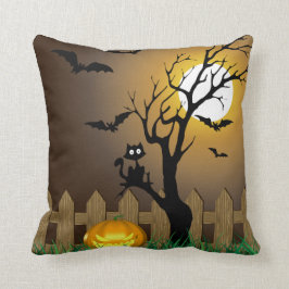 恐いハロウィンの庭場面 クッション