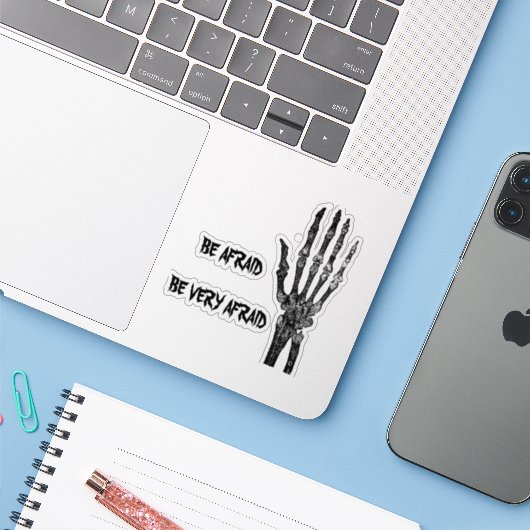 恐れる シール (ノートパソコンとiPhone)
