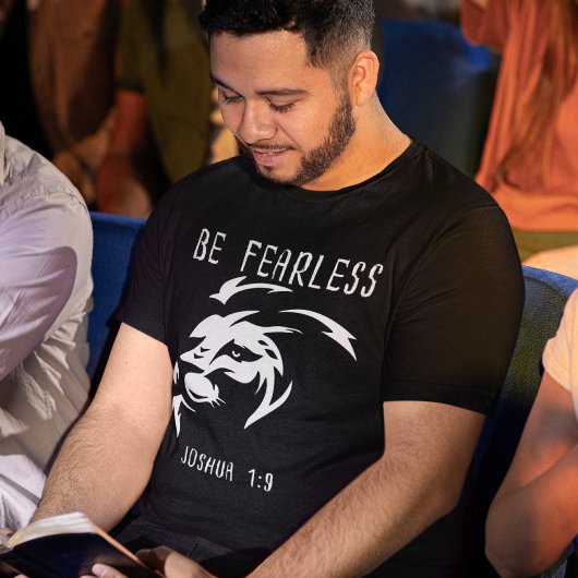 恐れを知らないキリスト教信仰Joshua 1:9 Tシャツ