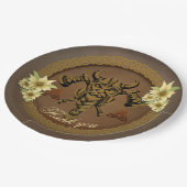 恐れを知らないバイキングで角付きヘルメット。 ペーパープレート (アングル)