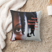 恐ろしくクリスチャンの黄色を作った民族女性 クッション (ブランケット)