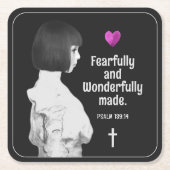 恐ろしく不思議な作りのかわいい女の子クリスチャン スクエアペーパーコースター (正面)