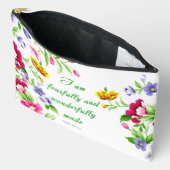 恐ろしく素晴らしく作られた アクセサリーポーチ (見開き)