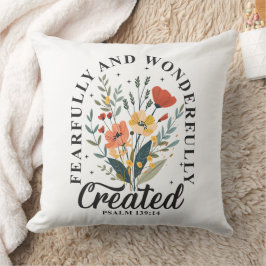 恐ろしく素晴らしく作られた クッション