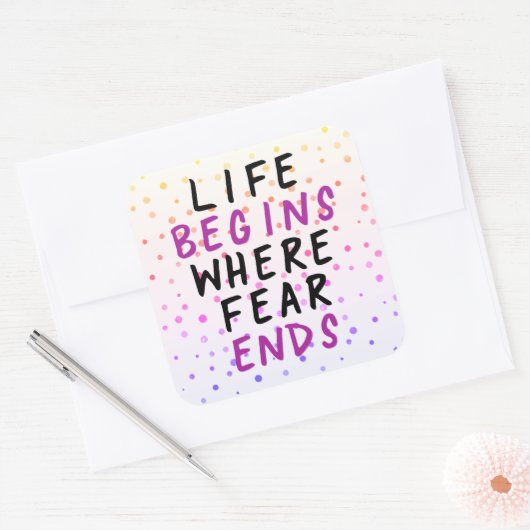 恐怖が終わる場所で人生が始やる気を起こさせるまる スクエアシール (封筒)