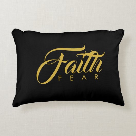 恐怖と闇に対する金ゴールド アクセントクッション (正面)