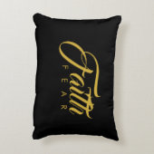 恐怖と闇に対する金ゴールド アクセントクッション (裏面(縦))