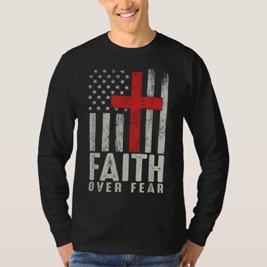 恐怖に対する信仰カッコいいアメリカ合衆国国旗クリスチャンC Tシャツ (正面)