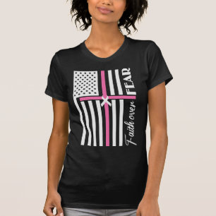 恐怖に対する信仰ピンクの十字旗 Tシャツ
