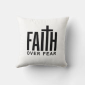 恐怖に対する信仰 クッション (裏面)