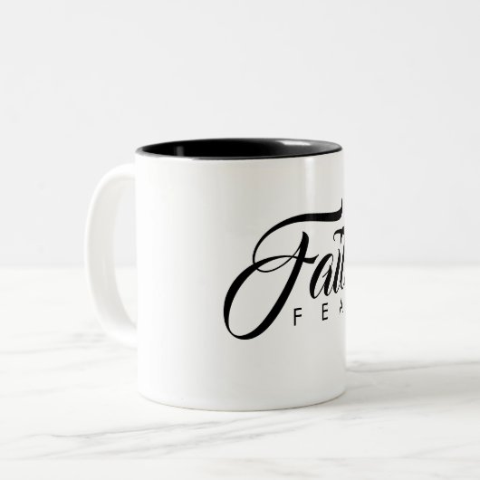 恐怖に対する信仰 ツートーンマグカップ (正面左)