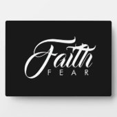 恐怖に対する信仰 フォトプラーク (正面)