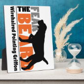 恐怖のあごひげ – 針金髪の指差しグリフォン フォトプラーク (側面)