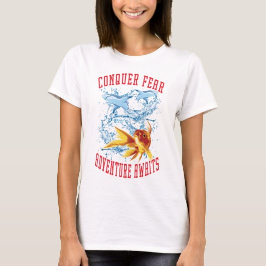 恐怖の女性を白に征服 Tシャツ (正面)