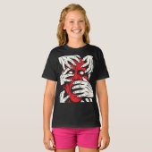 恐怖の赤い悪魔の顔 手で顔を覆う ホラーアート Tシャツ (正面フル)