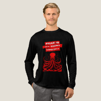 恐怖は敵であり、それを征服する。 トライブレンドＴシャツ