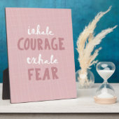 恐怖を吐き出す勇気を吸い込む フォトプラーク (側面)