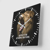 恐怖 – ライオンやる気を起こさせる スクエア壁時計 (傾斜)