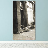 恐慌の時代の崩壊した女性のベビーのキャリッジ写真 キャンバスプリント (インサイチュ (ウッドフロア))