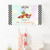 恐竜おもしろいレース車の少年子供の誕生日パーティー 横断幕 (インサイチュ)